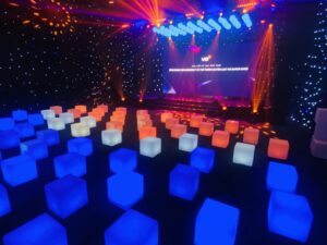 HỘP ĐÈN - CUBE LED