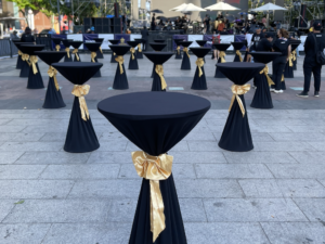 BÀN BAR - BÀN COCKTAIL PHÙ KHĂN THEO YÊU CẦU