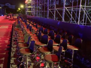 GHẾ BAR BỌC NỆM MÀU ĐEN